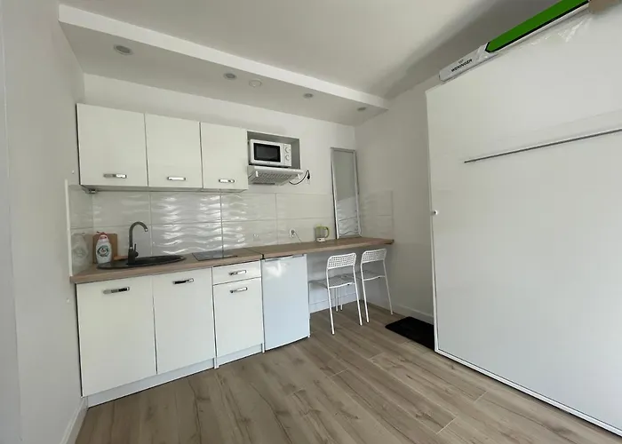 Flats Centre, Fiesta Apartament *